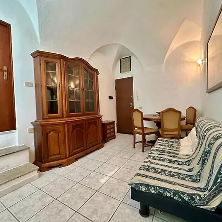 Appartamento Zona Aristocrazia *